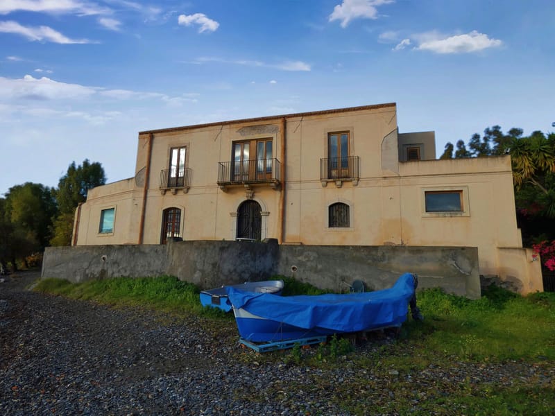 Villa a "croce di mare"